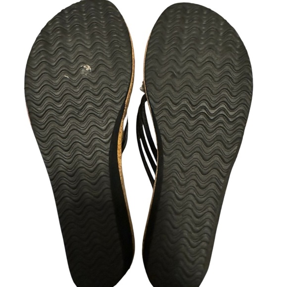 Reaction Kenneth Cole Floral Sandals Women’s Size 9M - Picture 3 of 5